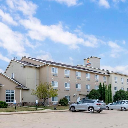 Comfort Suites Cedar Falls Ngoại thất bức ảnh
