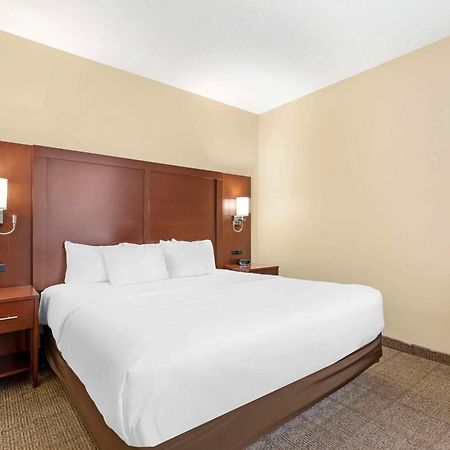 Comfort Suites Cedar Falls Ngoại thất bức ảnh