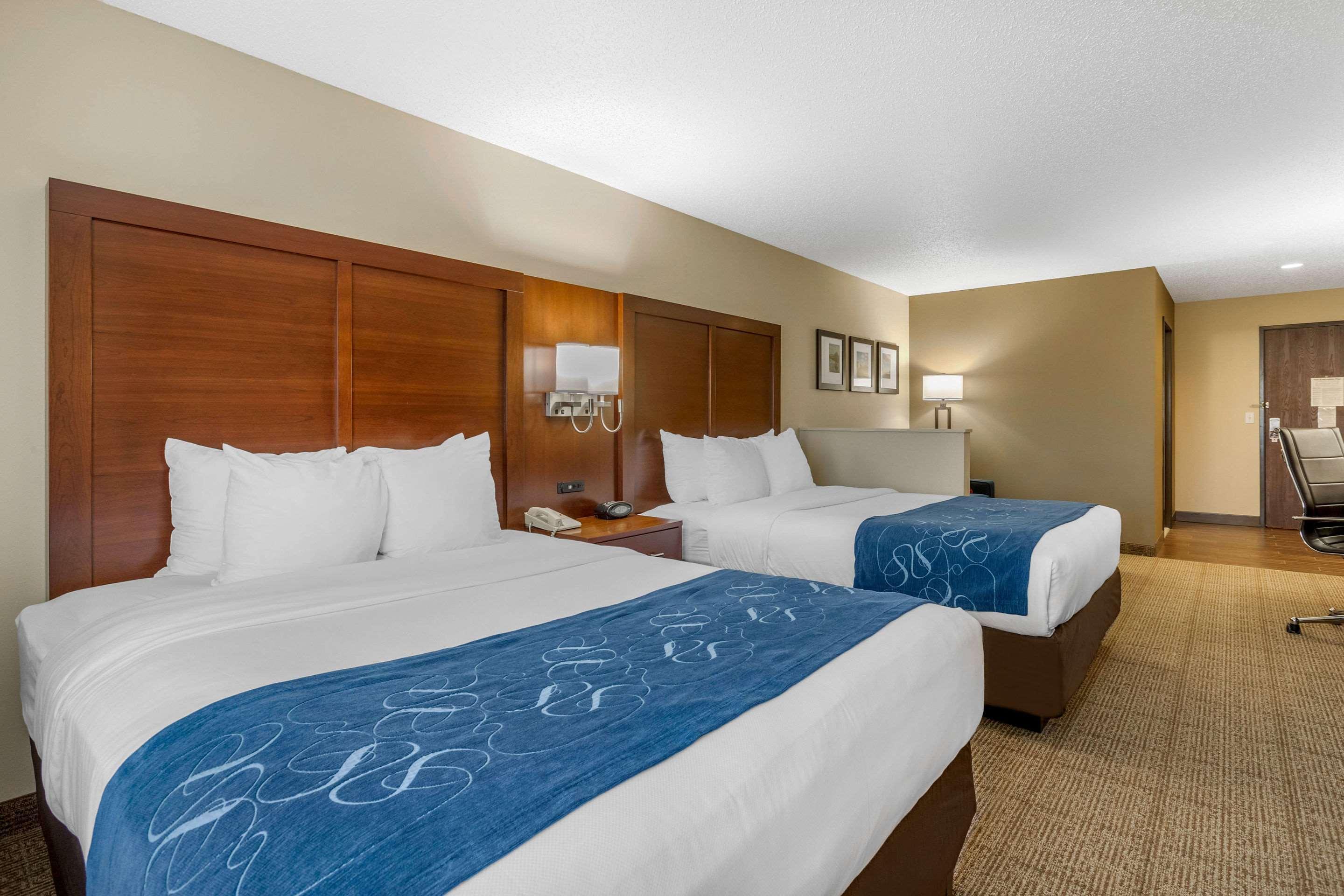 Comfort Suites Cedar Falls Ngoại thất bức ảnh