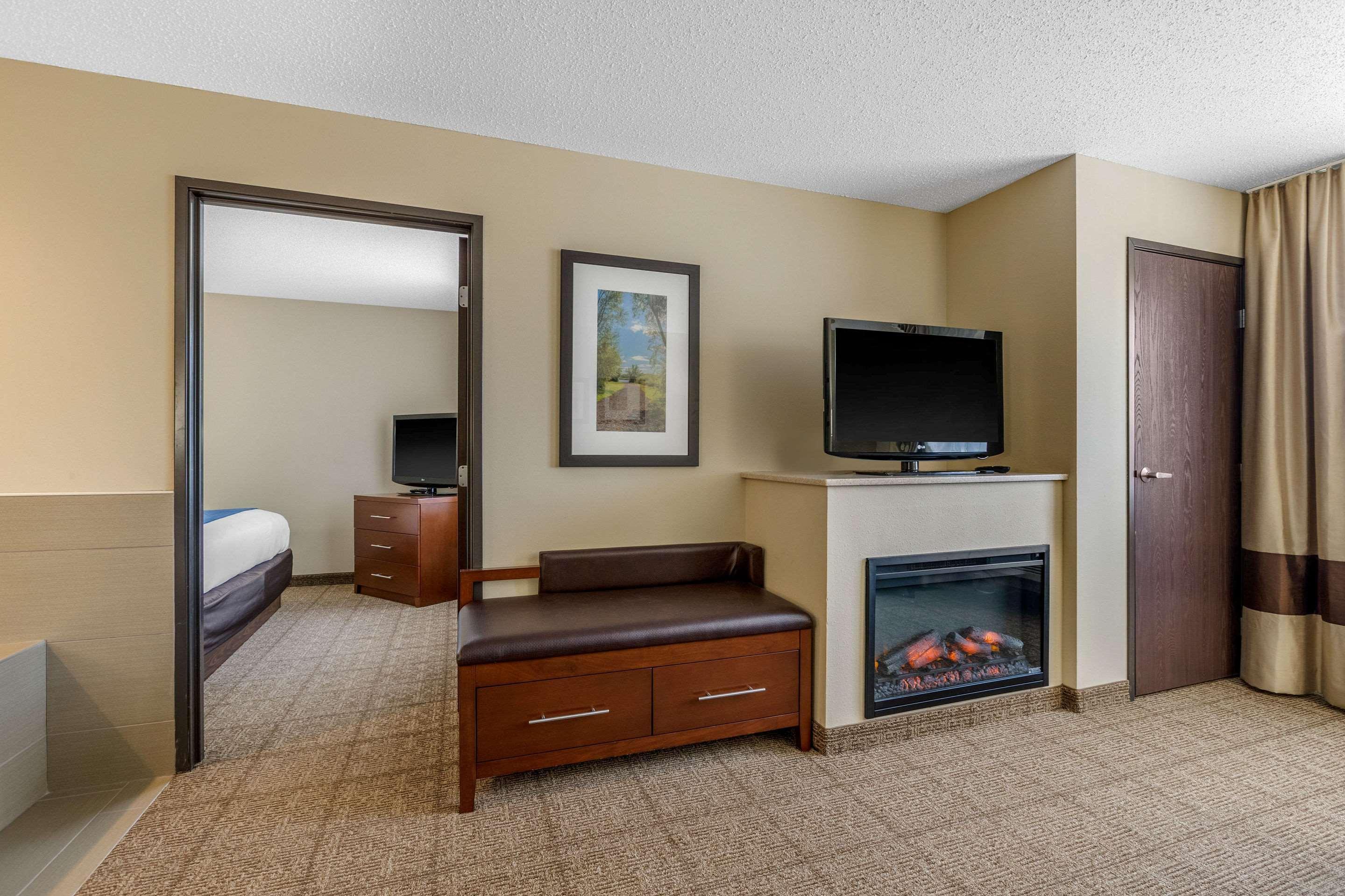 Comfort Suites Cedar Falls Ngoại thất bức ảnh