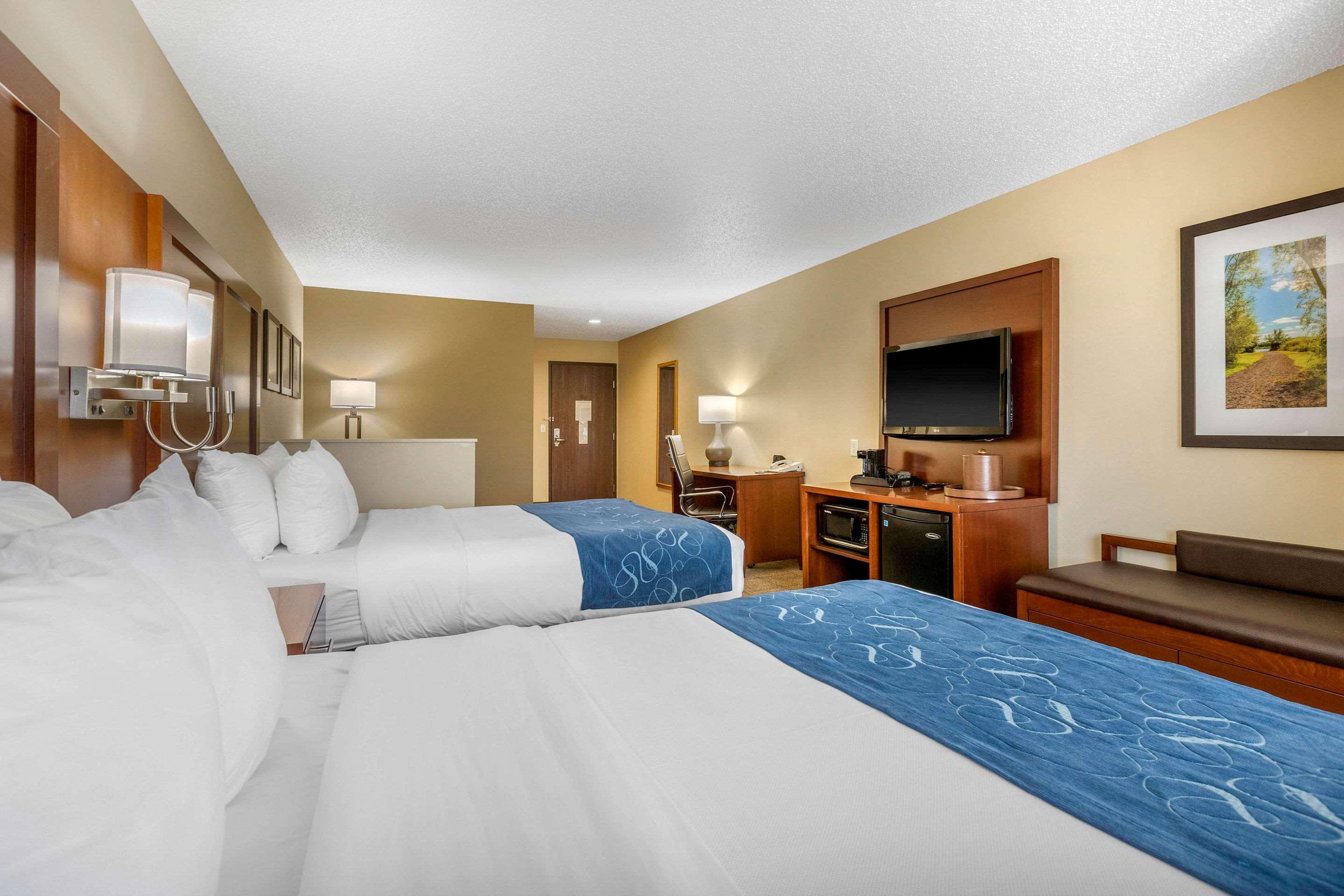 Comfort Suites Cedar Falls Ngoại thất bức ảnh