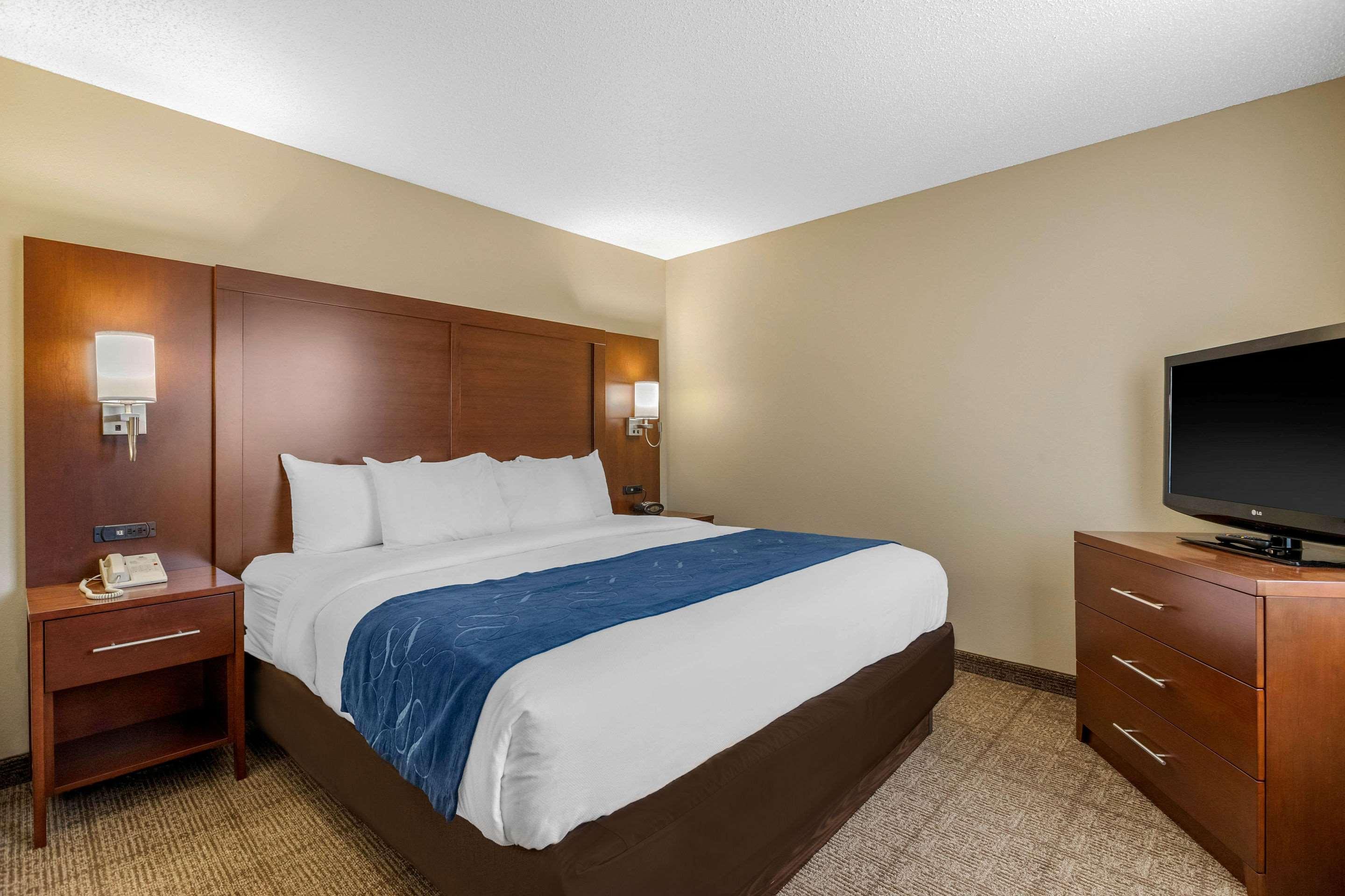 Comfort Suites Cedar Falls Ngoại thất bức ảnh