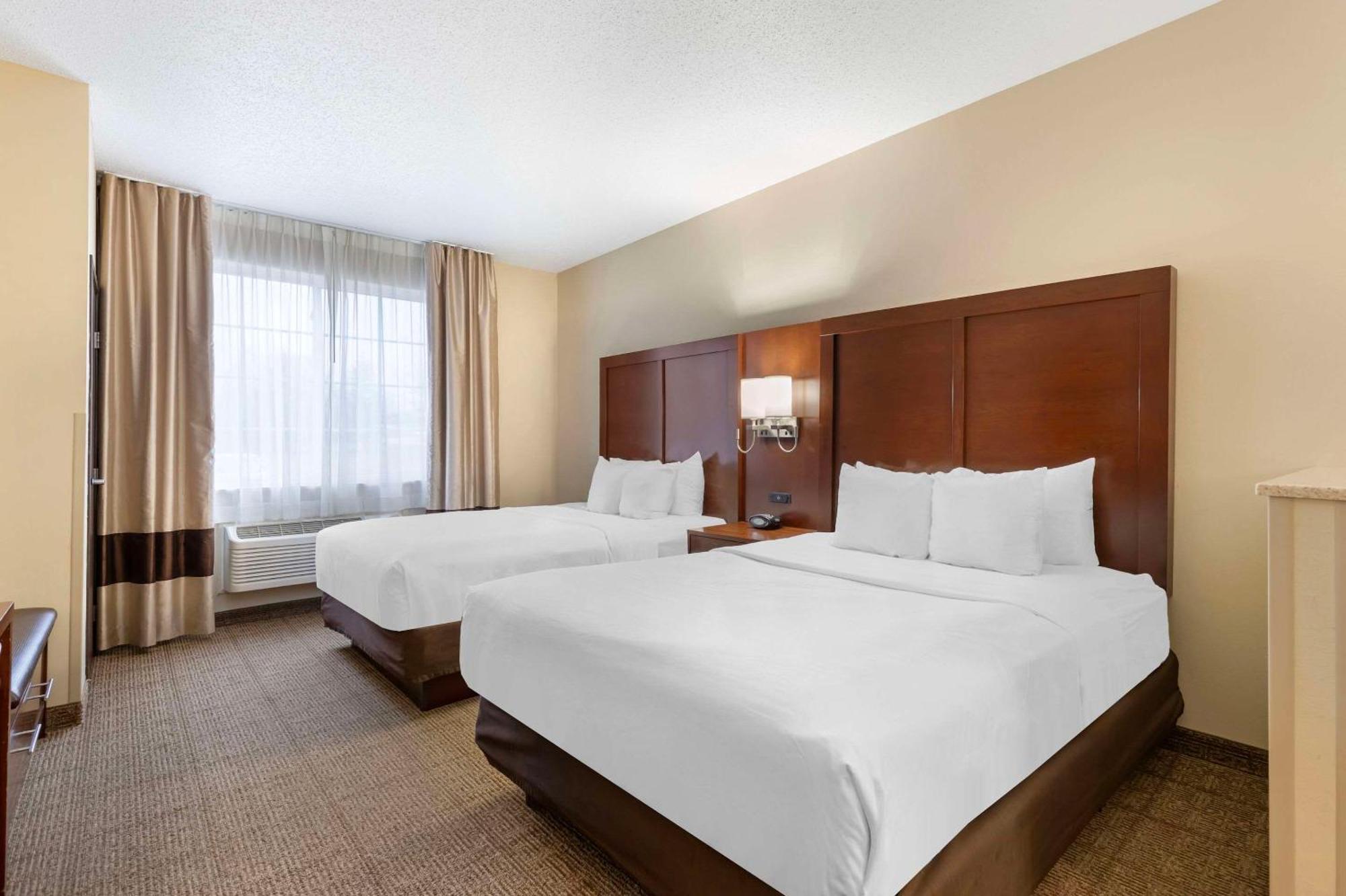 Comfort Suites Cedar Falls Ngoại thất bức ảnh