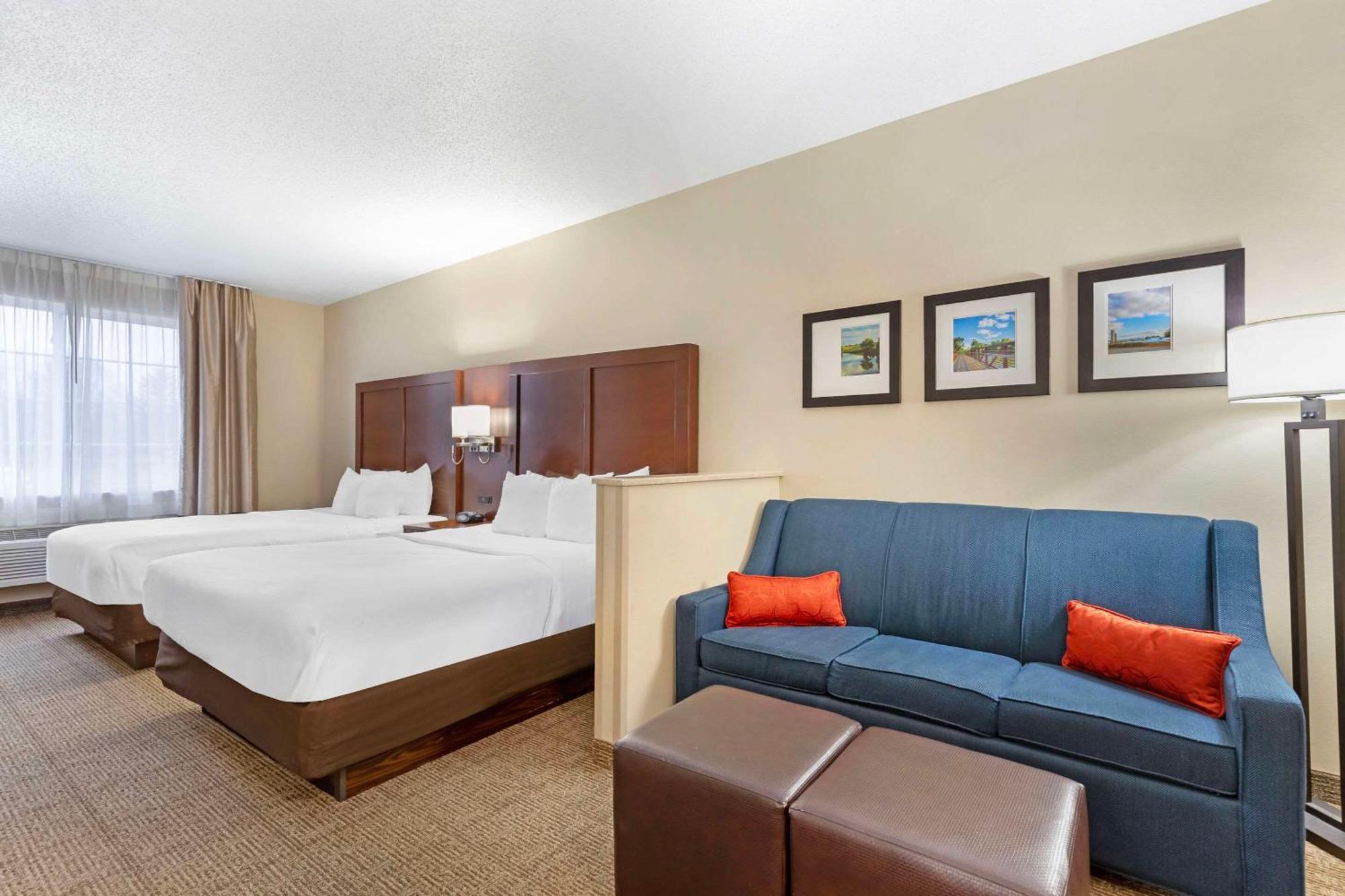 Comfort Suites Cedar Falls Ngoại thất bức ảnh
