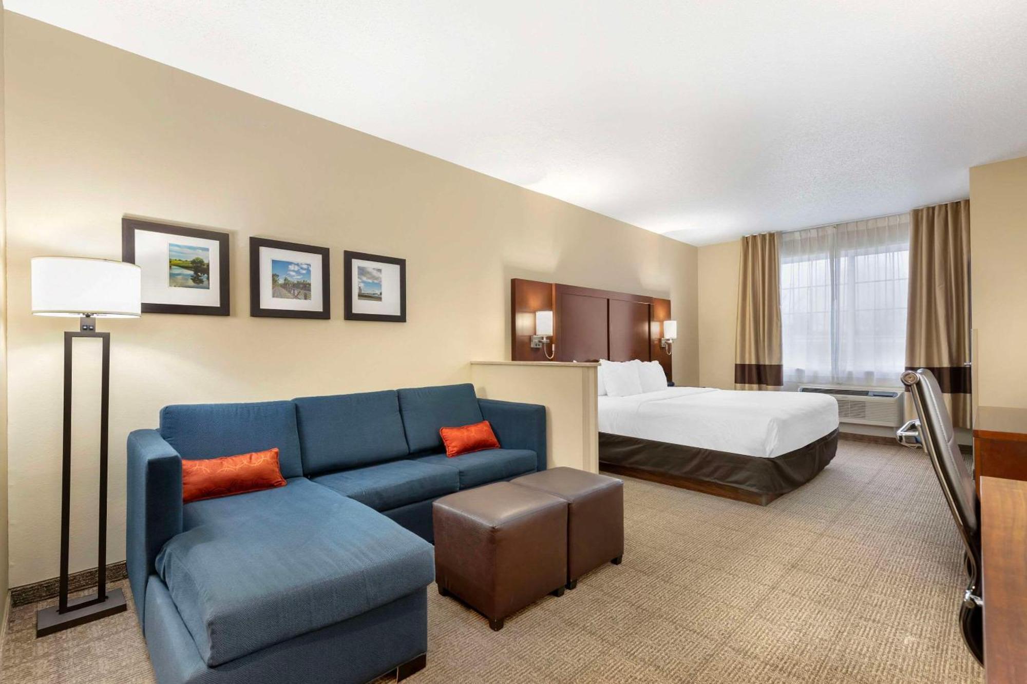 Comfort Suites Cedar Falls Ngoại thất bức ảnh