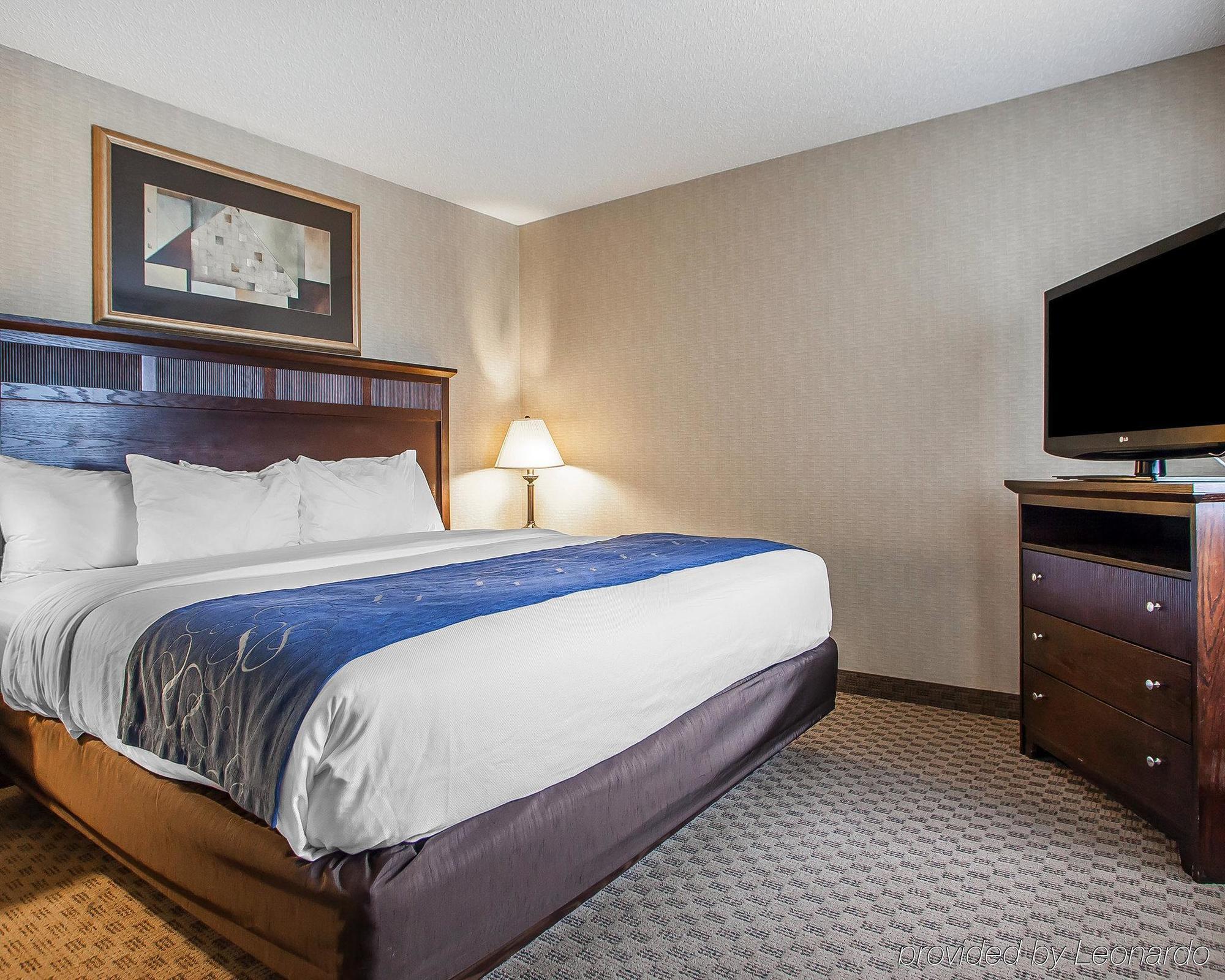 Comfort Suites Cedar Falls Ngoại thất bức ảnh